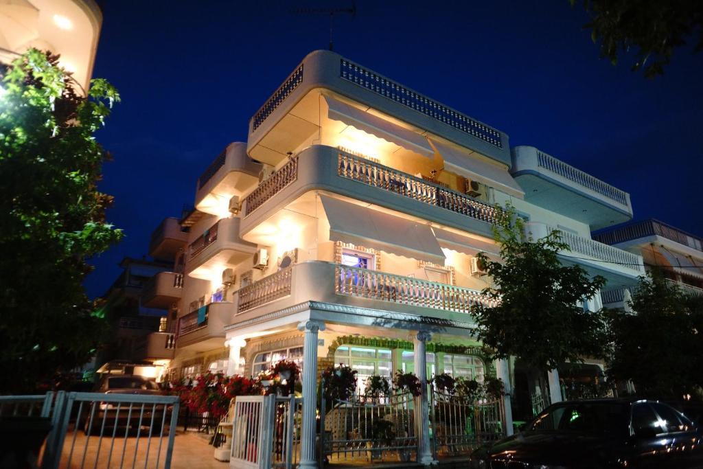 Blue Dream Hotel Olympiakí Aktí Exterior foto